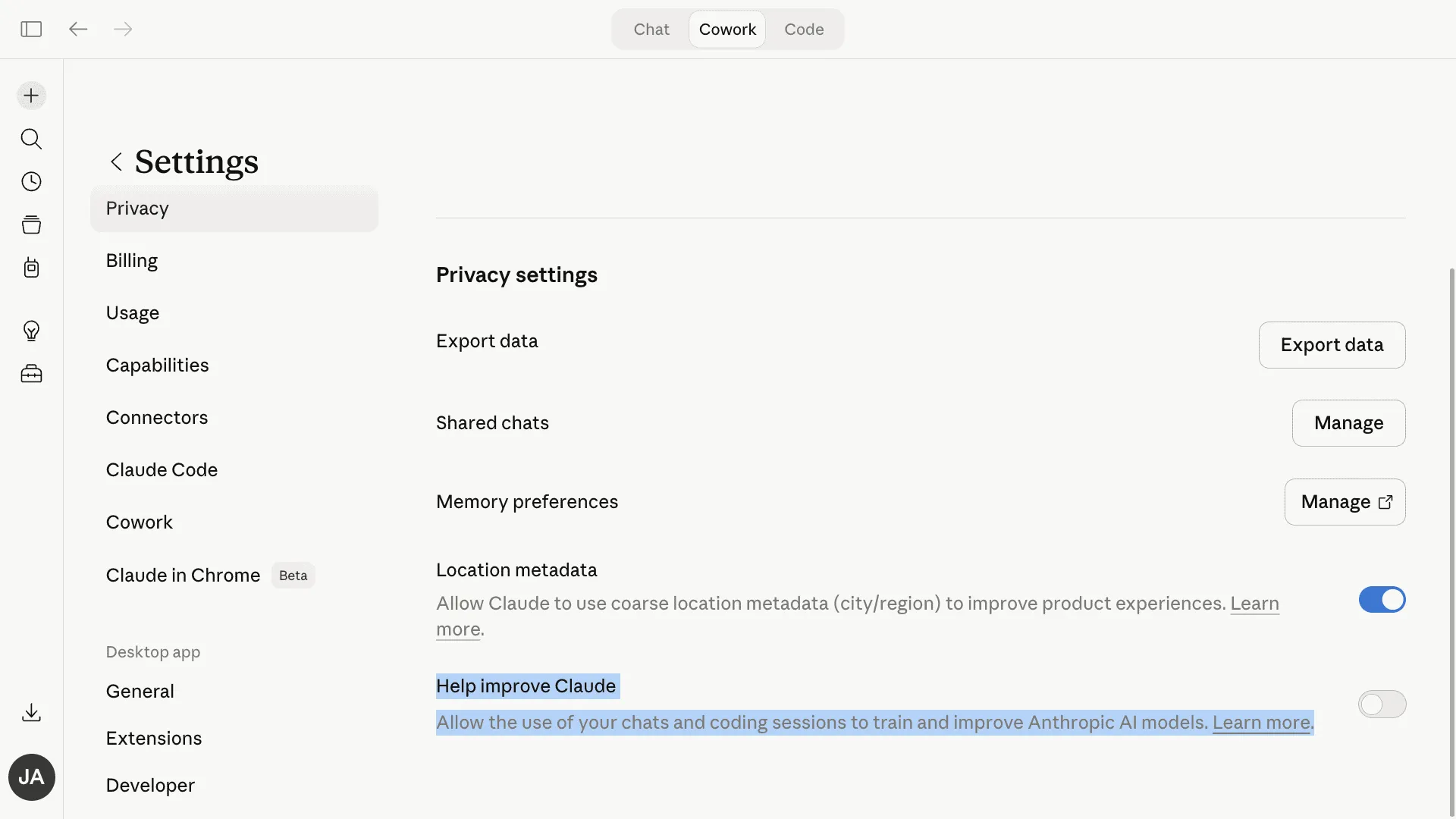 Privacy-inställningar i Claude Cowork med toggle för Help improve Claude